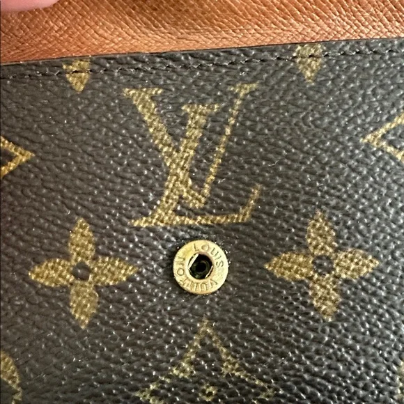 Louis Vuitton Brown Monogram wallet - Picture 6 of 6